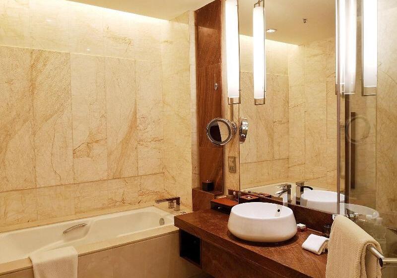 اتاق لوکس با تخت بزرگ, Renaissance Tianjin Lakeview