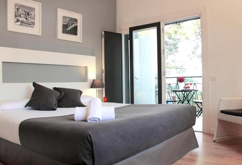 اتاق استاندارد با بالکن, Sitges