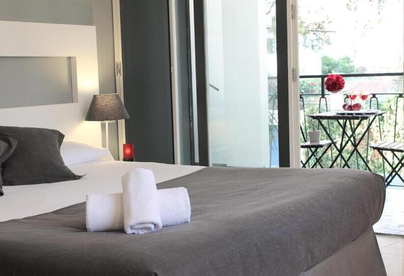 اتاق استاندارد با بالکن, Sitges