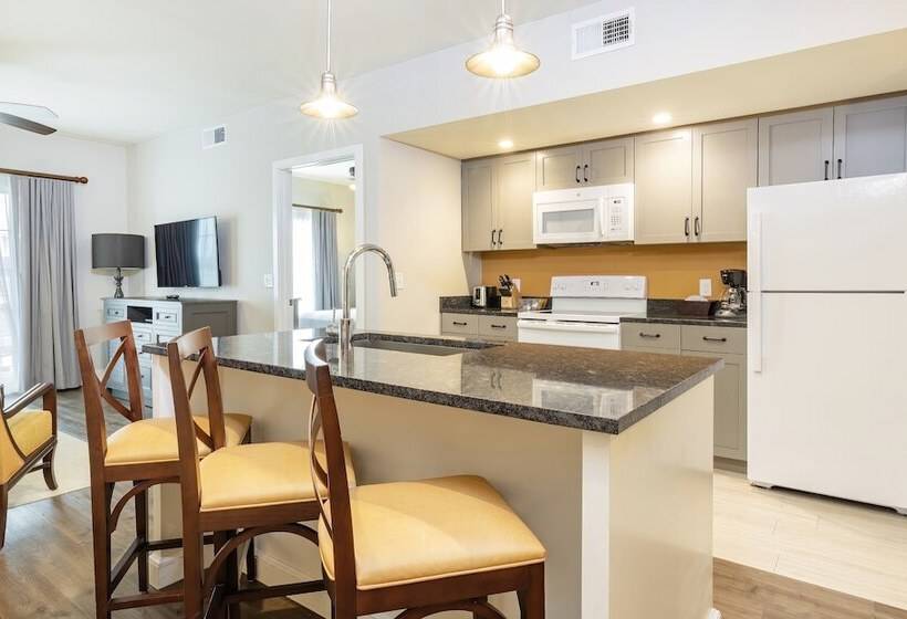 سوییت لوکس, Worldmark Orlando  Kingstown Reef