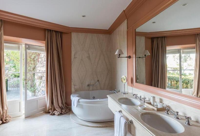 سوییت با چشم‌انداز دریا, Villa Della Pergola Relais Et Chateaux