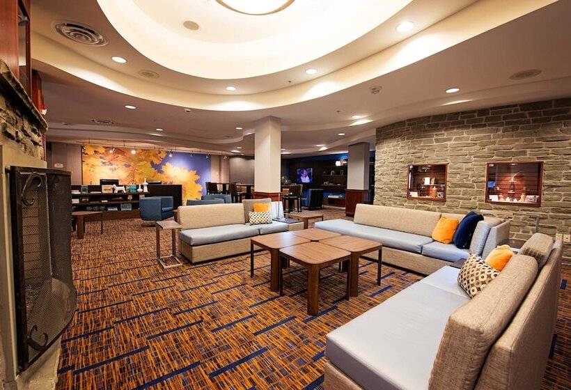 غرفة قياسية سرير مزدوج ذات إطلالة, Courtyard By Marriott Halifax Downtown