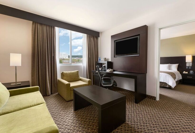 سوییت, Doubletree By Hilton Hotel Queretaro
