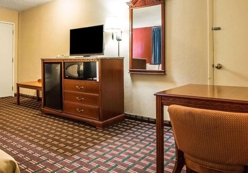 سوئیت با تخت بزرگ, Holiday Inn Express Hotel & Suites Austin South   Buda