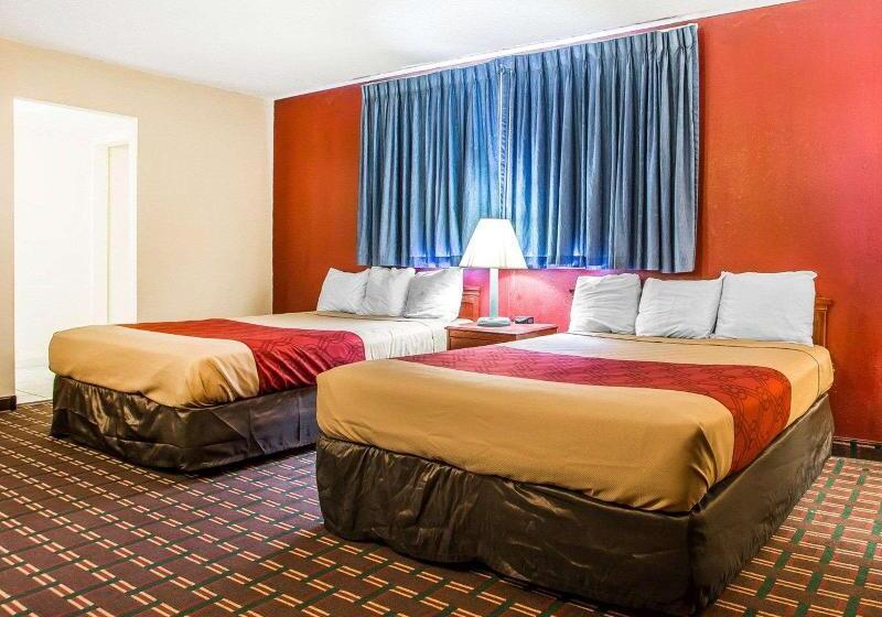 سوئیت با تخت بزرگ, Holiday Inn Express Hotel & Suites Austin South   Buda