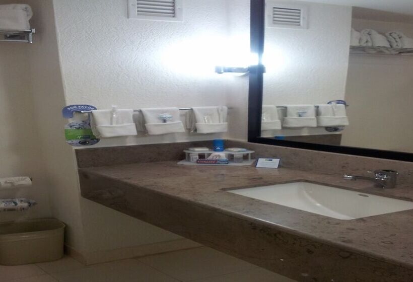 اتاق استاندارد با 2 تخت دوبل, Holiday Inn Express Tuxtla Gutierrez La Marimba, An Ihg