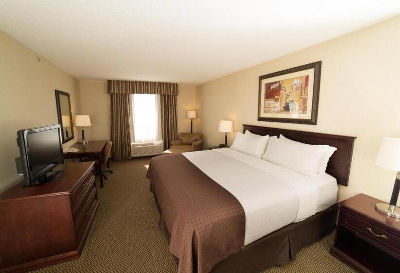 اتاق استاندارد با تخت بزرگ, Holiday Inn & Suites Lloydminster, An Ihg
