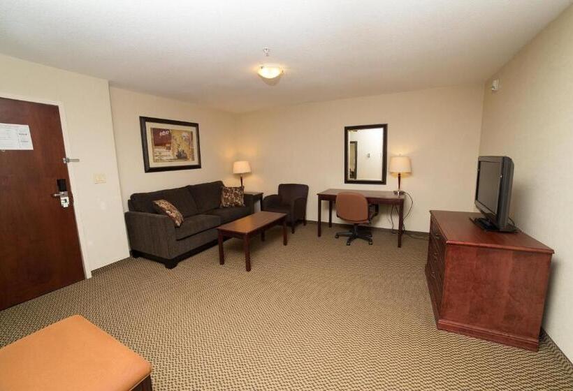 سوییت خانوادگی, Holiday Inn & Suites Lloydminster, An Ihg