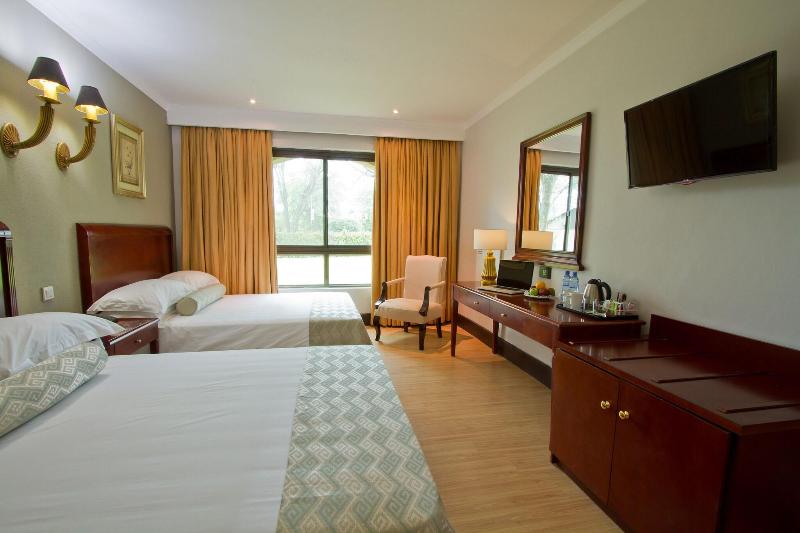 اتاق استاندارد چهار تخته, Protea  Livingstone