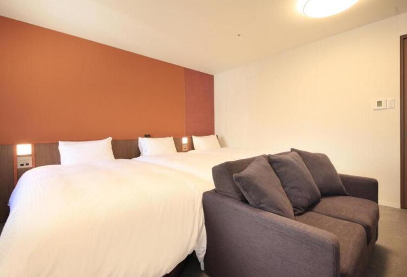 اتاق پریمیوم سه تخته, Richmond Hotel Kagoshima Kinseicho