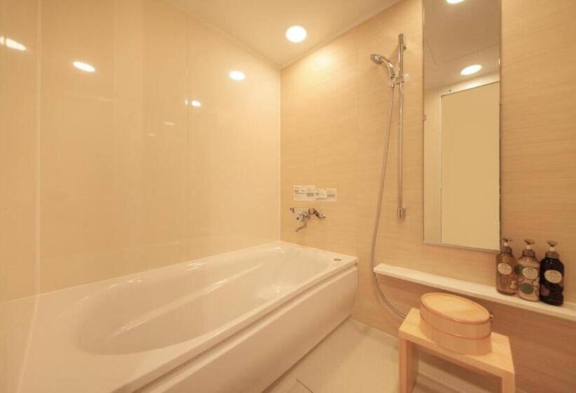 اتاق استاندارد سه نفره, Richmond Hotel Kagoshima Kinseicho