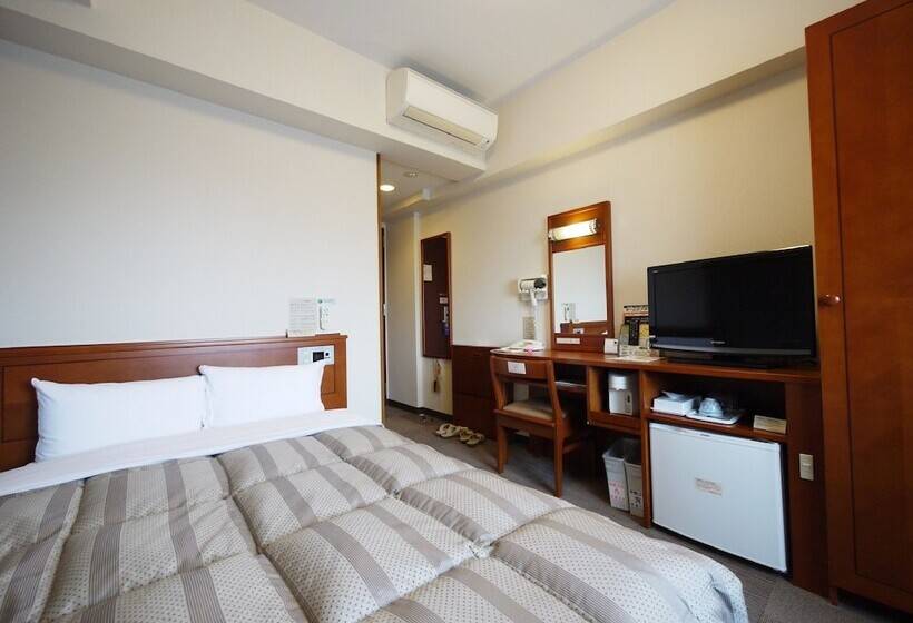 اتاق استاندارد یک نفره, Route Inn Tosu Ekimae