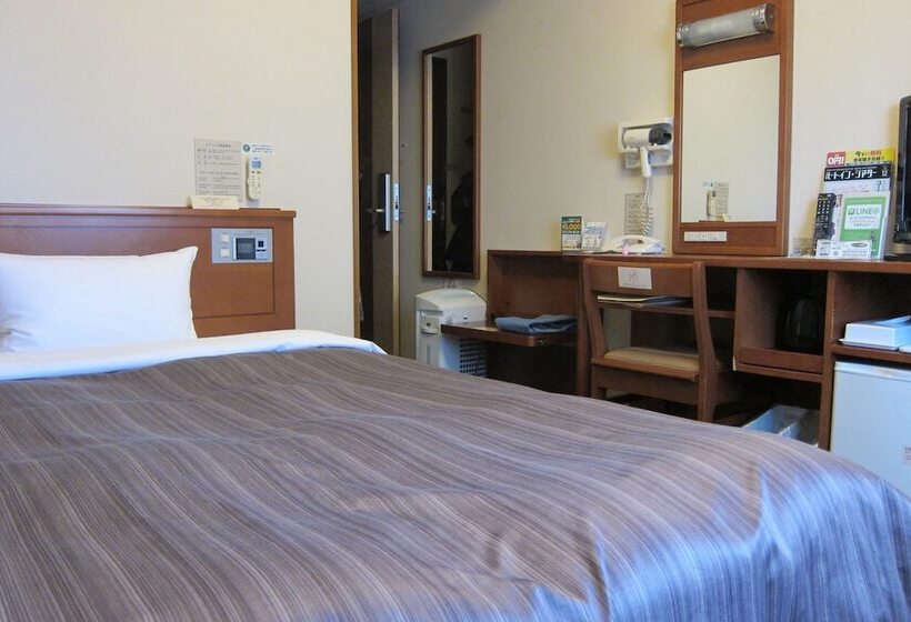 اتاق استاندارد یک نفره, Route Inn Tosu Ekimae