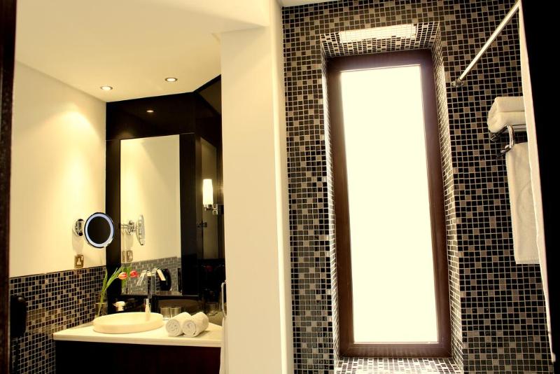 اتاق لوکس, Safir Fintas Hotel Kuwait
