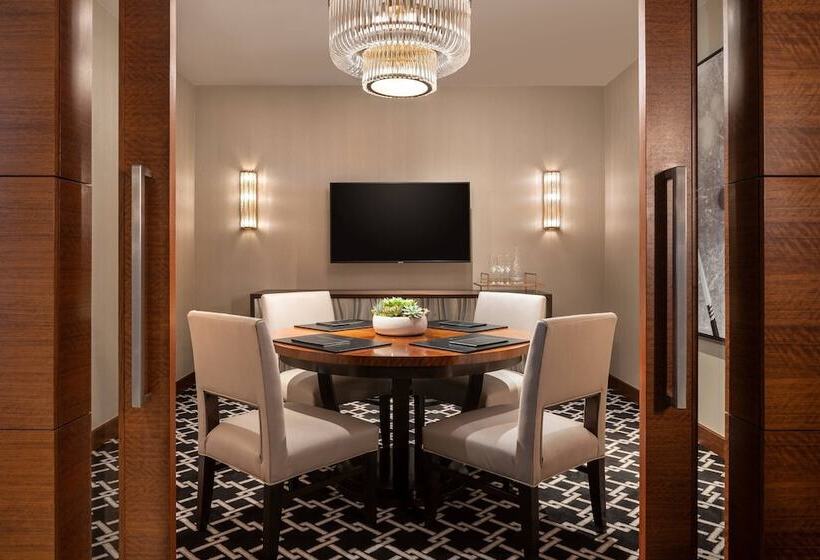 Executive Suite, The Ritzcarlton, Los Angeles