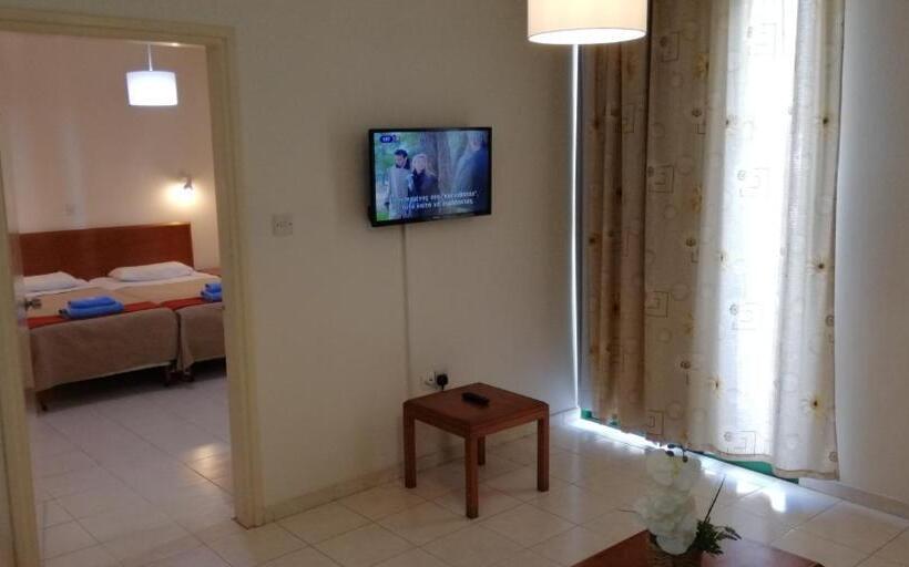 1 Bedroom Apartment, Mandalena  Apartments