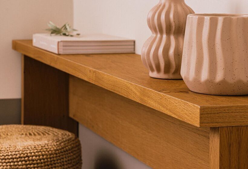 اتاق کلاسیک, Momi Slow Living