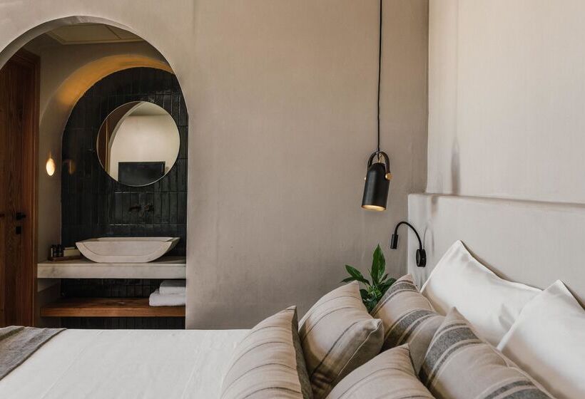 اتاق کلاسیک, Momi Slow Living