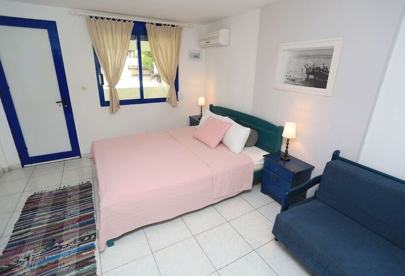 Economy Studio, Seapaint Studios