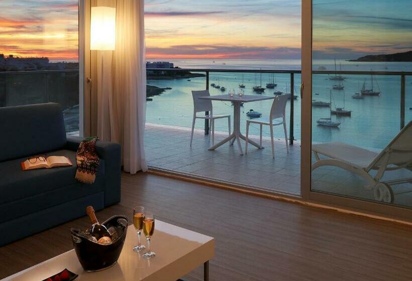 Suite Deluxe Vue Mer, Axelbeach Ibiza Suites Apartments Spa And Beach Club  Adults Only