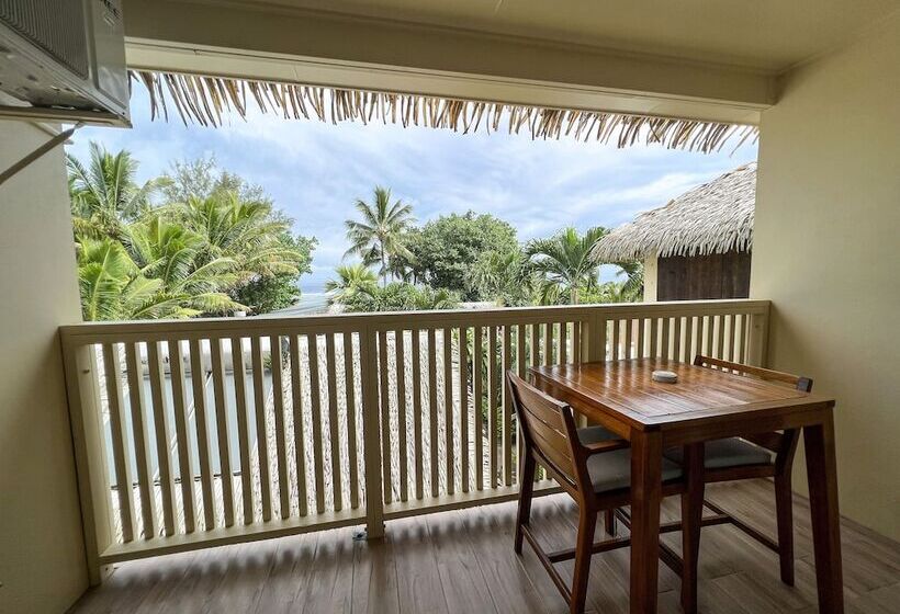 ویلای 1 خوابه با چشم‌انداز دریا, Castaway Resort