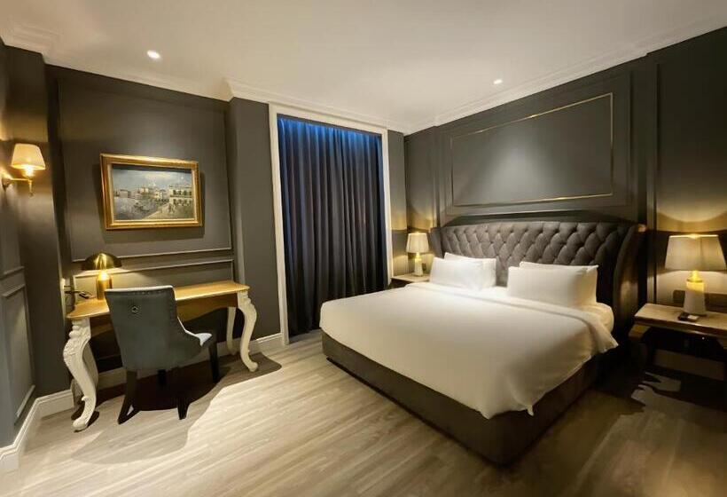 سوییت, Grand Eska Hotel & Suites Batam