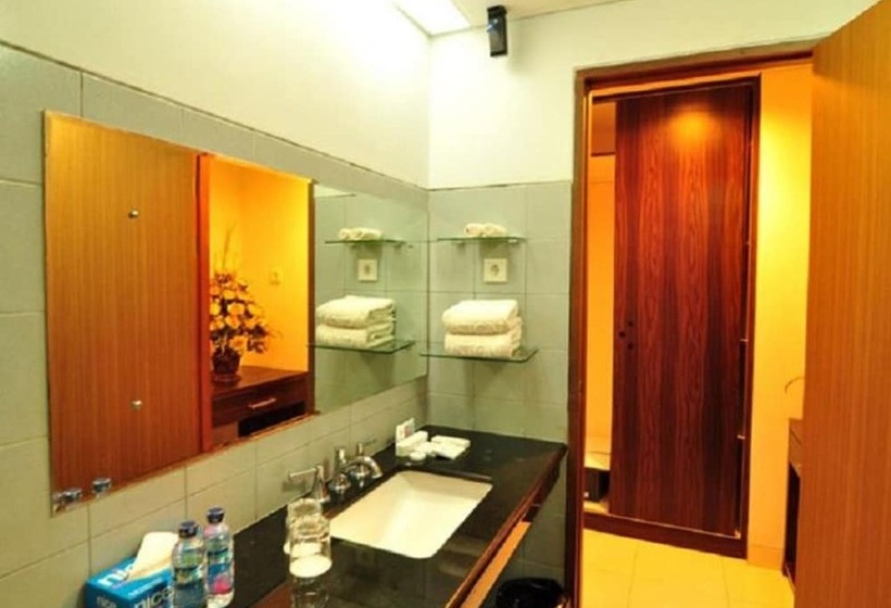 اتاق لوکس, Aston Ketapang City