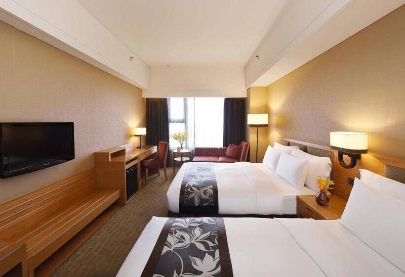 اتاق خانوادگی با چشم‌انداز دریا, Fullon Hotel Hualien