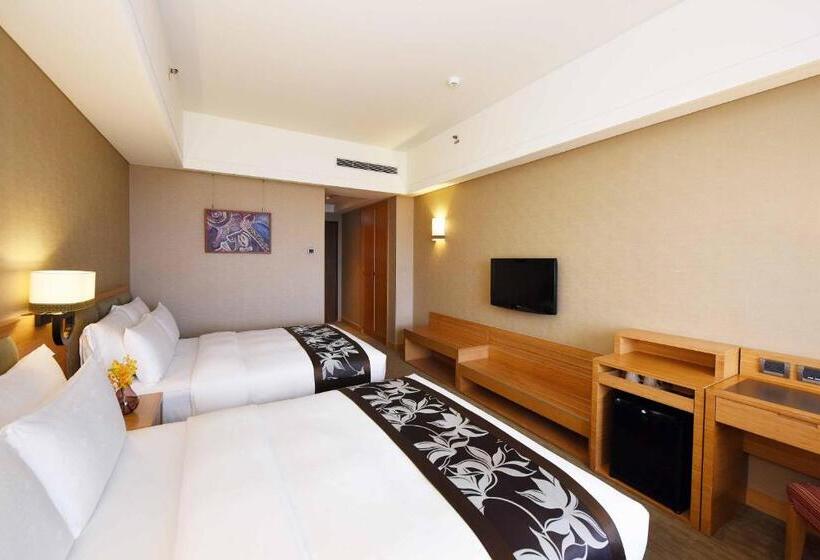 اتاق خانوادگی با چشم‌انداز دریا, Fullon Hotel Hualien
