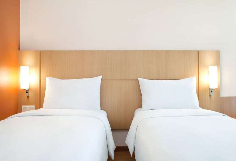 Standard Room, Ibis Bandung Trans Studio