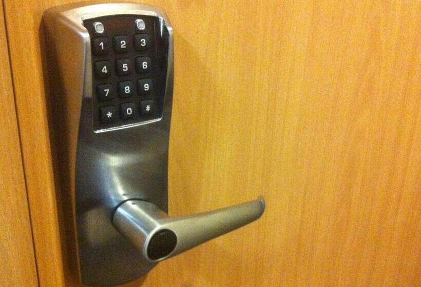 اتاق خانوادگی, Park Hotel Porto Aeroporto