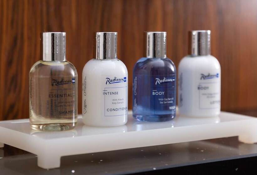 اتاق سوپریور, Radisson Blu Hotel New Delhi Paschim Vihar