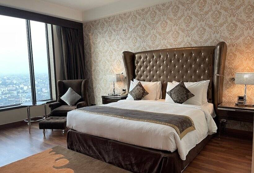 اتاق کلاس بیزنس, Radisson Blu Hotel New Delhi Paschim Vihar