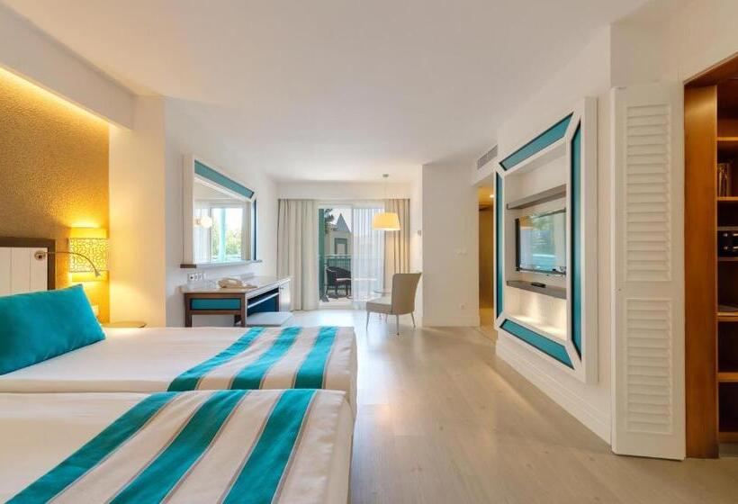 اتاق استاندارد یک نفره, Robinson Pamfilya   All Inclusive