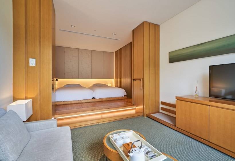 Suite, Royal Chiao Hsi