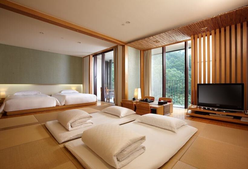 Suite, Royal Chiao Hsi