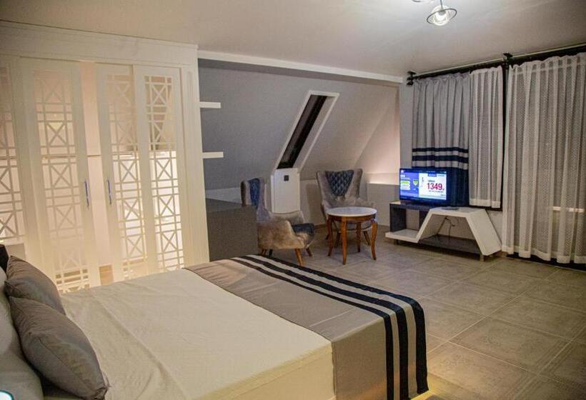 اتاق لوکس, Sette Serenity
