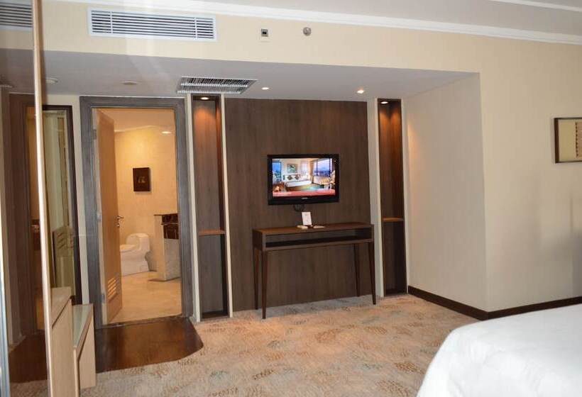 سوییت اجرایی, Swiss Belhotel Papua