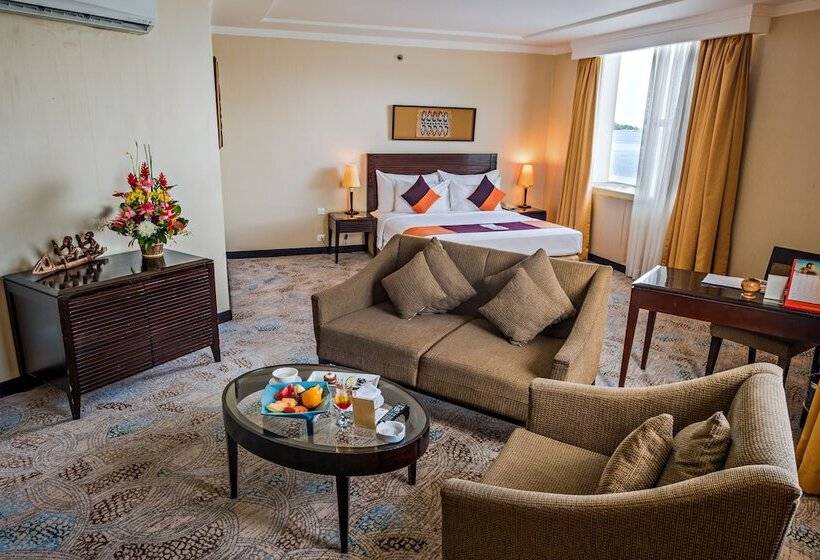 سوئیت اجرایی با چشم‌انداز دریا, Swiss Belhotel Papua