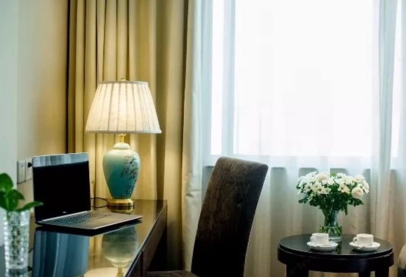 اتاق اجرایی, Yiwu Byland World