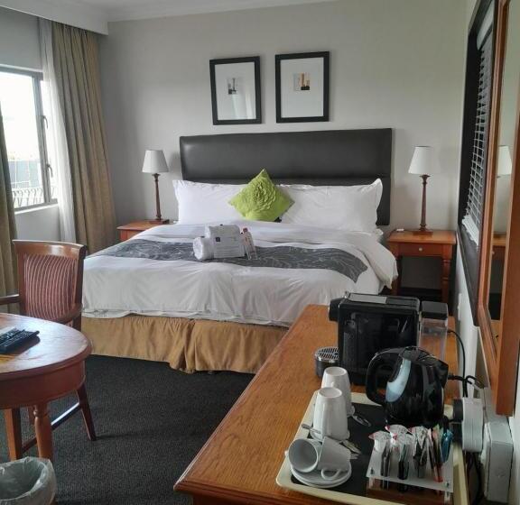 Suite Kingsize Bett, Protea Hotel By Marriott Harrismith Montrose