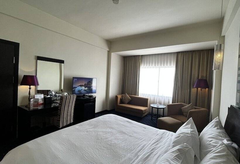 اتاق لوکس, Swiss Belhotel Silae Palu