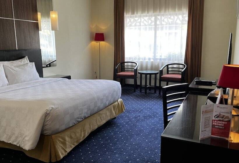 ویلای لوکس 1 خوابه, Swiss Belhotel Silae Palu