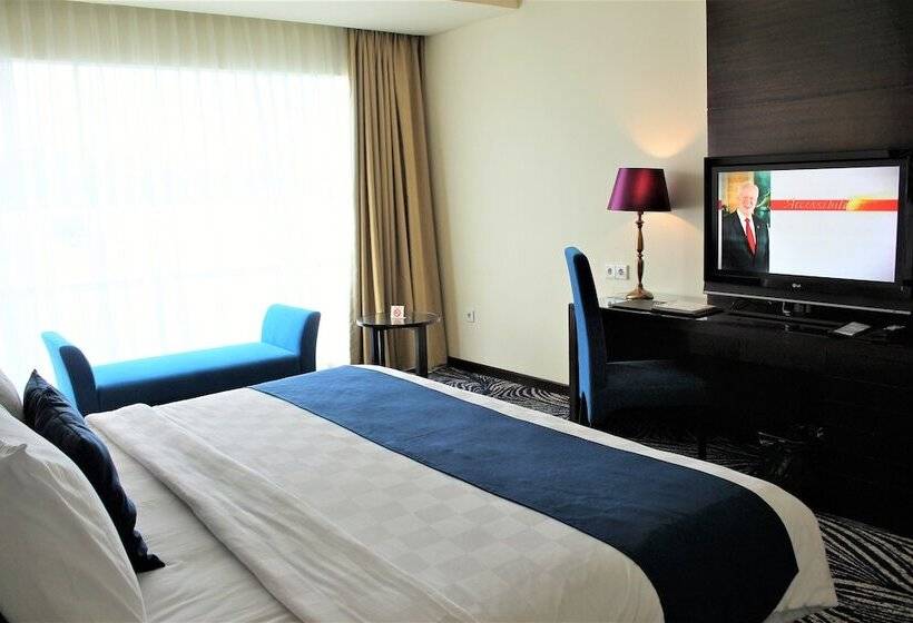 اتاق لوکس, Swiss Belhotel Silae Palu