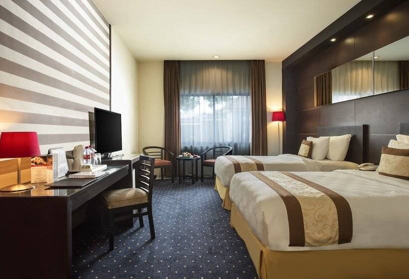 ویلای لوکس 1 خوابه, Swiss Belhotel Silae Palu