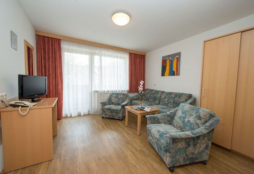 آپارتمان 1 خوابه, Appartement Kristall
