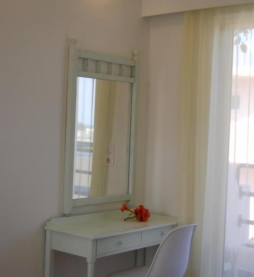 اتاق کلاسیک, Artemis Studios