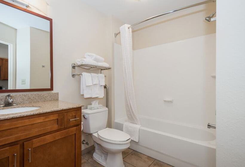 استودیوی استاندارد, Candlewood Suites Mobile Downtown, An Ihg