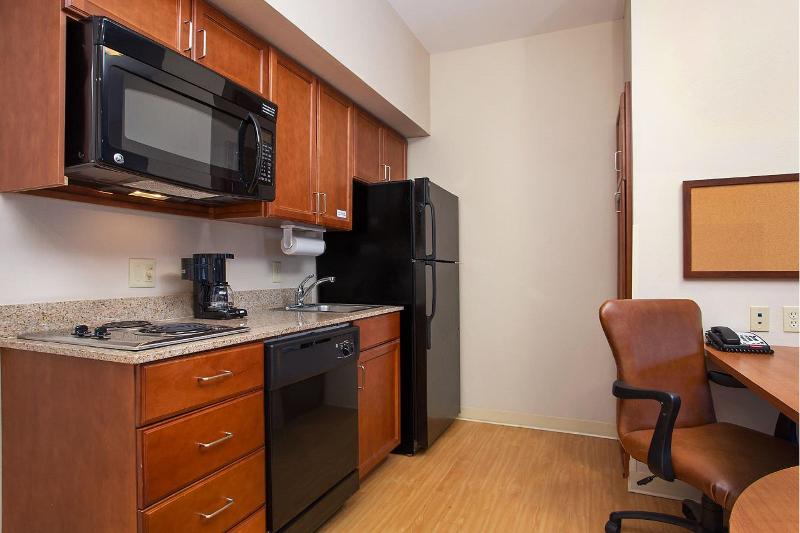 سوئیت با تخت بزرگ, Candlewood Suites Vicksburg, An Ihg