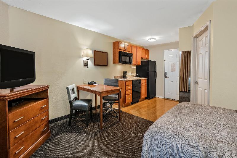 استودیوی استاندارد, Candlewood Suites Galveston, An Ihg